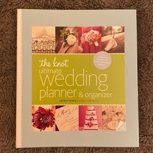 The Knot Ultimate Wedding Planner & Organizer
